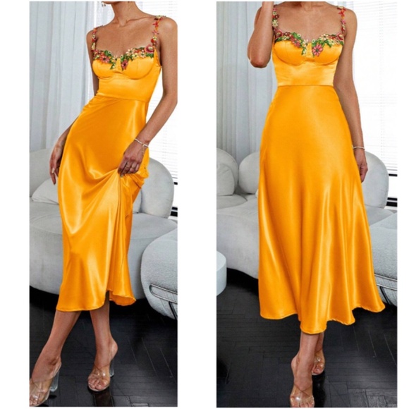 Luxe Floral Embroidered Satin Midi Evening party Midi Dress - Picture 4 of 9